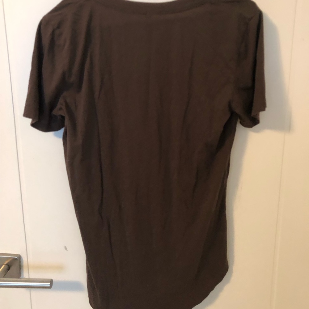 Aritzia T shirt - Picture 3 of 5